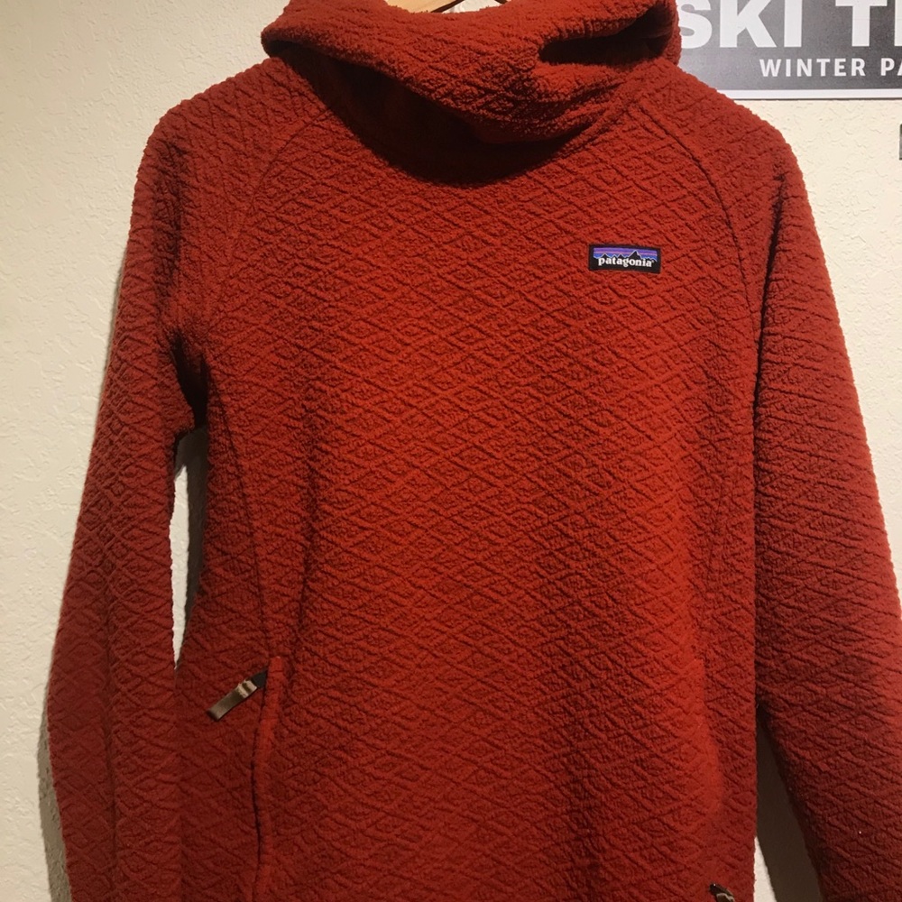 Patagonia Pullover Size medium